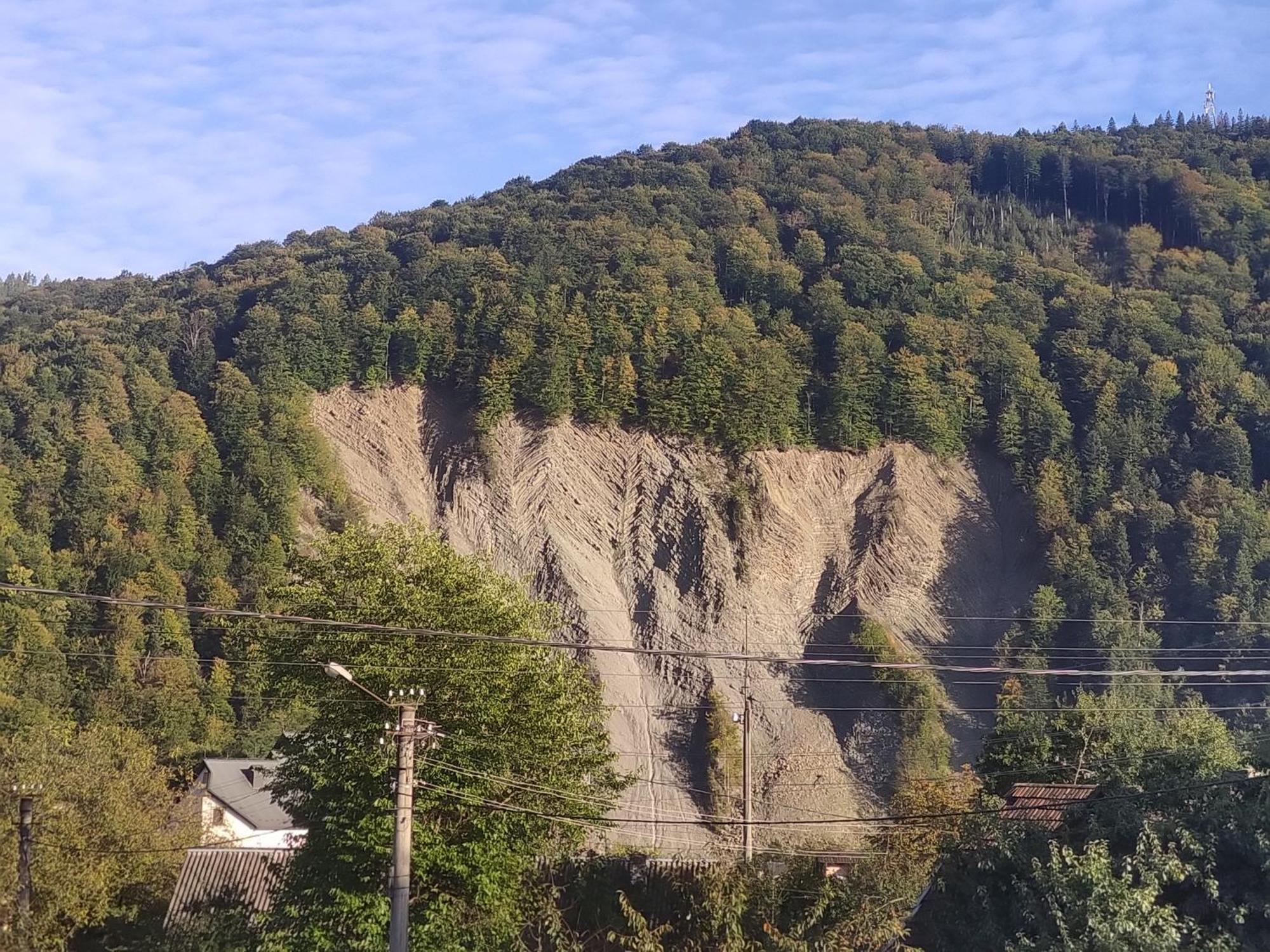 "У Пасічника" Котедж Для Сім'Ї Yaremche Exterior foto